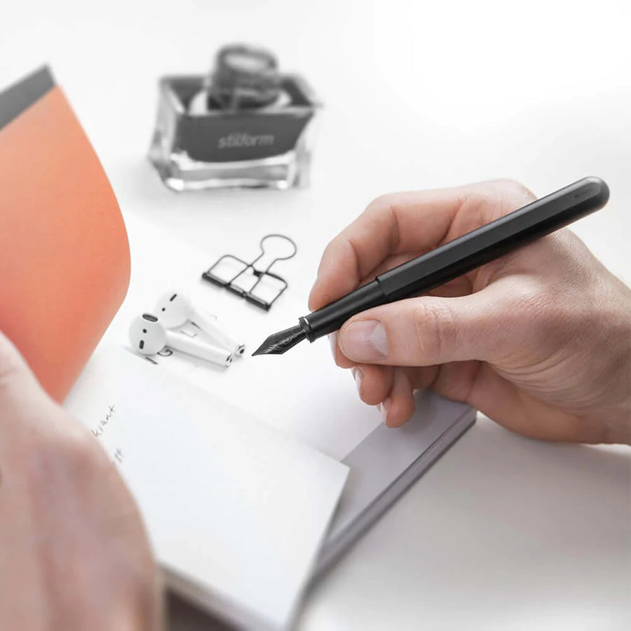Stilform Black Steel Nib in hand