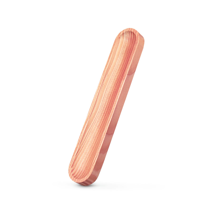 Stilform Wooden Holder in Cedar finish, showcasing a Stilform pen with natural wood grain.